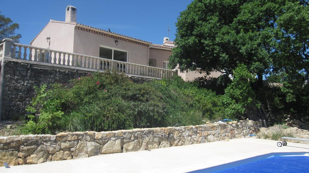 Les Hauts Des Materonnes Tourves Exterior foto